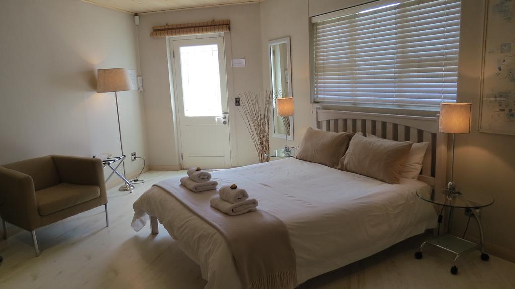 ホテル Kasa Nama Edgemead 部屋 写真